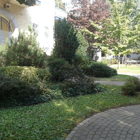 Lily Apartman บูดาเปสต์ ภายนอก รูปภาพ