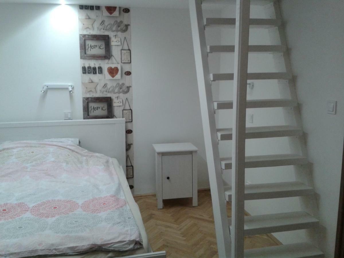 Lily Apartman บูดาเปสต์ ภายนอก รูปภาพ
