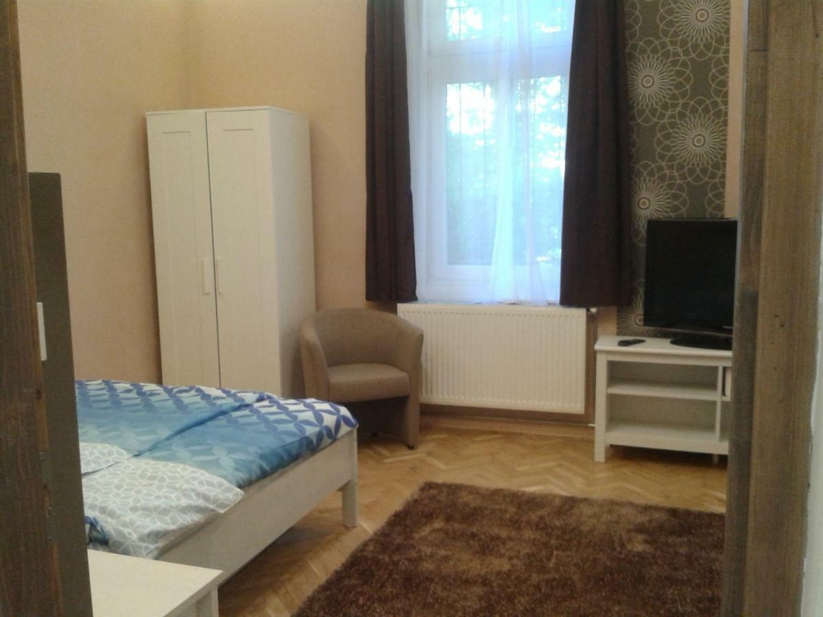 Lily Apartman บูดาเปสต์ ภายนอก รูปภาพ